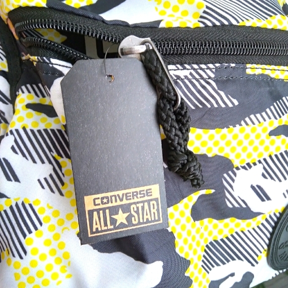 Converse Backpack 🎒_Standard Size - Picture 4 of 7